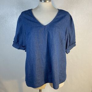 Draper James sz L Lightweight Chambray Top